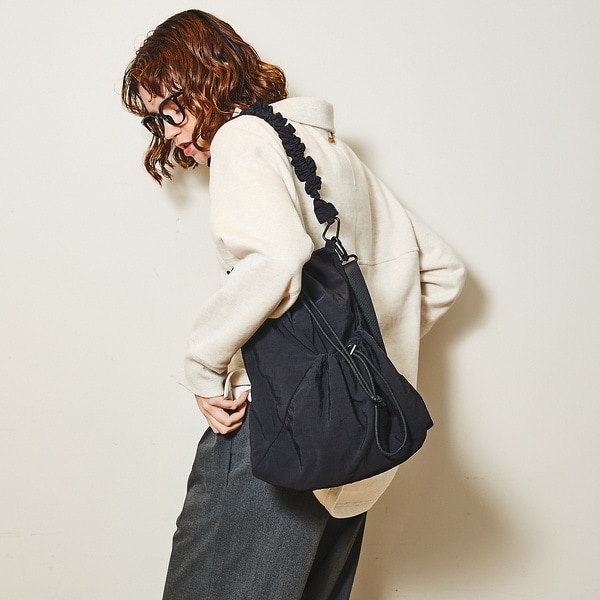 [�}���C]��SOEUR/�t�����n���h���V�����_�[�o�b�O/���E�F�� �V���O�X�iLOWELL Things�j �u���b�N