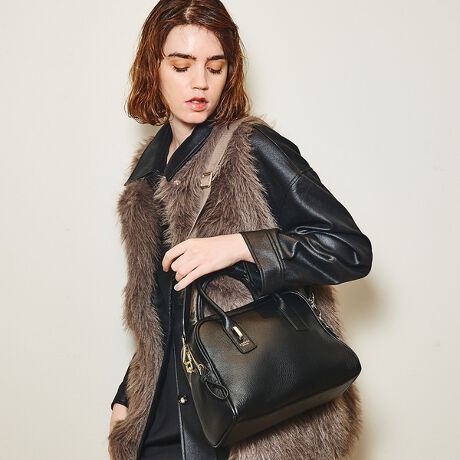 [^ԁF51515011010]ĂuEēׁIIyDesignzyJaunt/WgzRpNgɌĂՂA2WAYU[{XgobOB߂̃V_[xg͌ւ̕SyAוɂKBV[ɍ킹ĎO\B500mlybg{g܂ݎPAڈȏ̎[͂ɉAJ₷Jŉו̏oX[YɁIɂItɂtBbgiȃfUCŁÃR[fBl[gɎRƓ݂܂Bꂢ߂ɂJWAɂ킹₷\obÓAɂCɓ̃`[tăAWy߂܂B߂̃`[EMERCI`[(51515074021)E[v`[(51515074020)ypocketzO:I[v|Pbg~2w:Wbv|Pbg~1w:I[v|Pbg~1ytizO\AWX^[te[vV_[~1