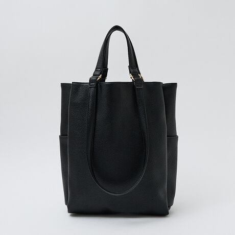 [^ԁF51512020743]yDesignzʋ΁EʊwEigƃ}`Ɋ􂷂g[gobOBA4TCY13C`PC[łeʁʋ΁EʊwŎACeȂcɃXbƂ܂ƂłTCYB500mlybg{g܂ݎP̂ɕ֗ȃTCh|Pbg2tBobO͑傫3̎d؂ŁAĈقATChɂꂼ[B͒̈Ⴄ_unhdlBnhtւ肷邱ƂȂA|莝\Ȃ̂ƂĂ֗łB{̏dʂ500gƌyʂȂ̂|CgBו̑ɂ҂̃obOłB