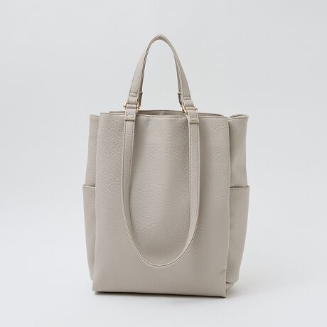 [^ԁF51512020743]yDesignzʋ΁EʊwEigƃ}`Ɋ􂷂g[gobOBA4TCY13C`PC[łeʁʋ΁EʊwŎACeȂcɃXbƂ܂ƂłTCYB500mlybg{g܂ݎP̂ɕ֗ȃTCh|Pbg2tBobO͑傫3̎d؂ŁAĈقATChɂꂼ[B͒̈Ⴄ_unhdlBnhtւ肷邱ƂȂA|莝\Ȃ̂ƂĂ֗łB{̏dʂ500gƌyʂȂ̂|CgBו̑ɂ҂̃obOłB