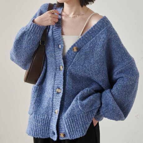 ~bNX̃J[͓IȃI[o[TCYJ[fBKyVFǉzElC̃J[I[o[J[fBKɃAC{[ƃO[VFǉyizERananŒԐlC̃~bNXJ[̃I[o[TCYJ[fKBEqbv܂ŉB~hȂ̂ŁApcɂXJ[gɂ}b`BE~bNX̂炩ȐFƂƂTCYŏ炵UPBEVvǂӂNъIȃjbgBELxȃJ[oG[VFႢłقȂIEƂ̂I[o[TCYVGbgŃJWAɂ񂵂₷PBEɂ_炩ȃVGbgbNXoBEVcATVcAs[XȂǁAlXȃACeƃC[hy߂ACeByfށzE肵G聕ǂے̎gpĂ܂ByLxȃTCYWJzMELELLOK