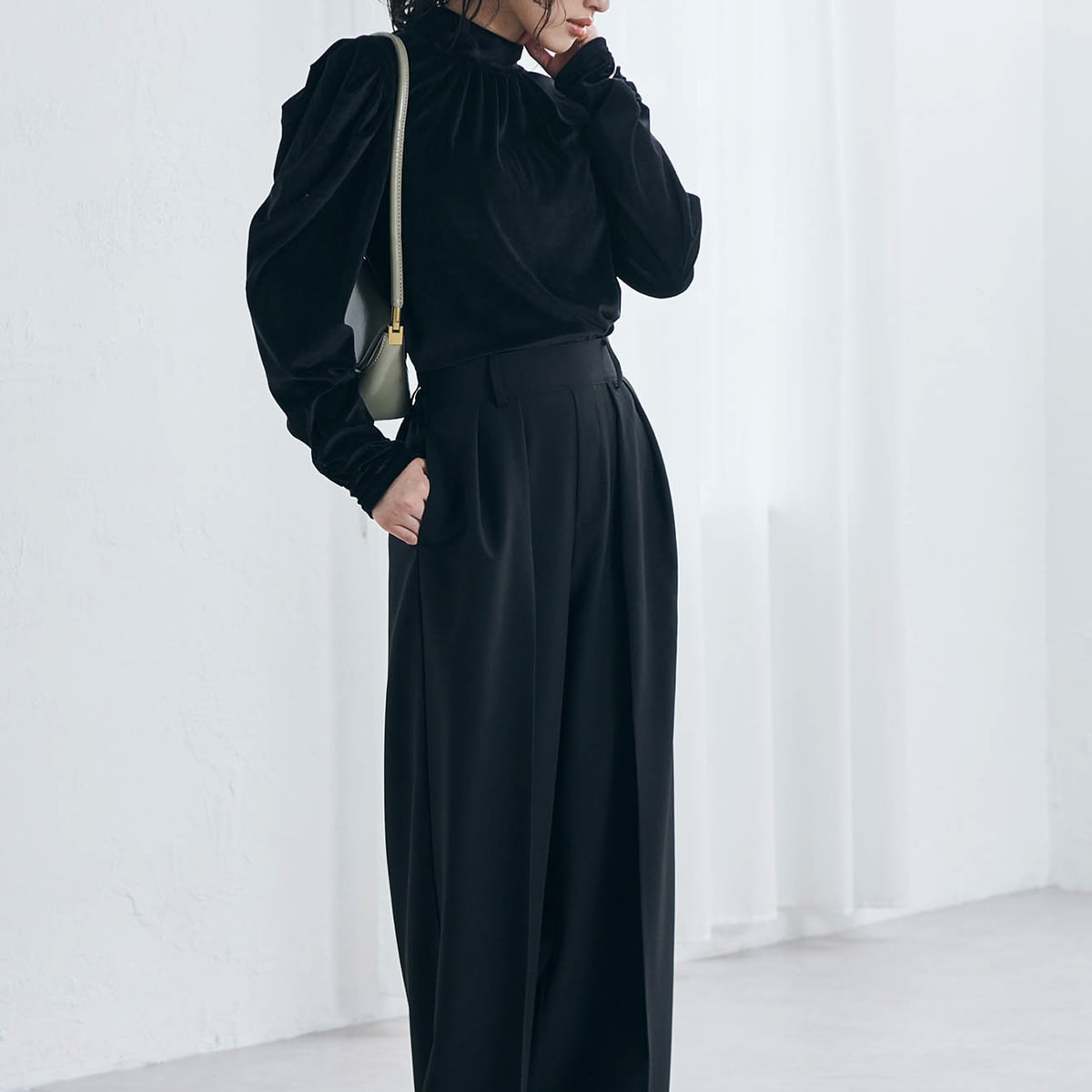 [}C]xApVnClbNvI[o[/iiRananj ubN