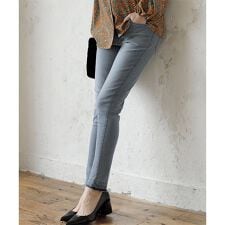 裾カットオフデザインスキニーデニム