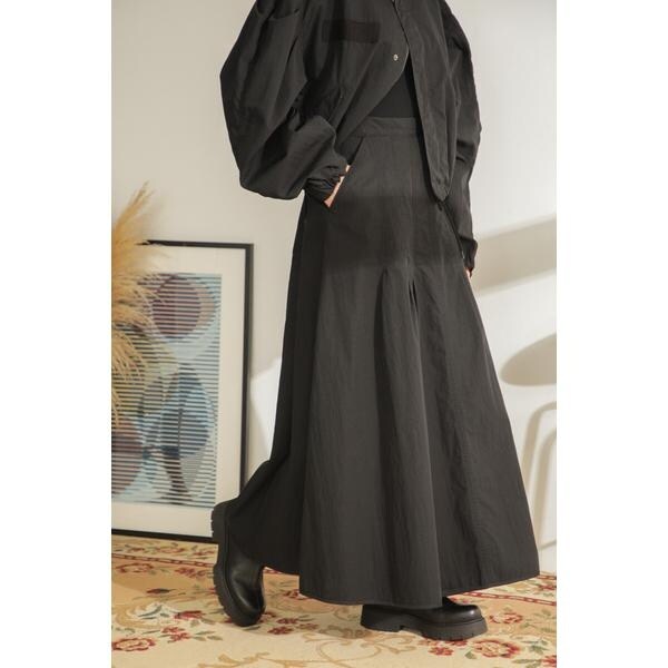 ROSE BUD ジャガードタックスカート