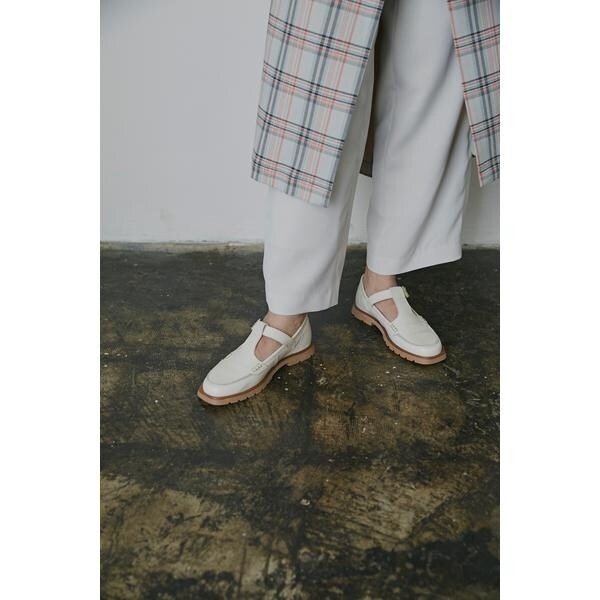 【値下げ】ROSE BUD STILMODA Tストラップ付シューズ　39サイズ 値下げ】ROSE BUD STILMODA Tストラップ付シューズ 39サイズ