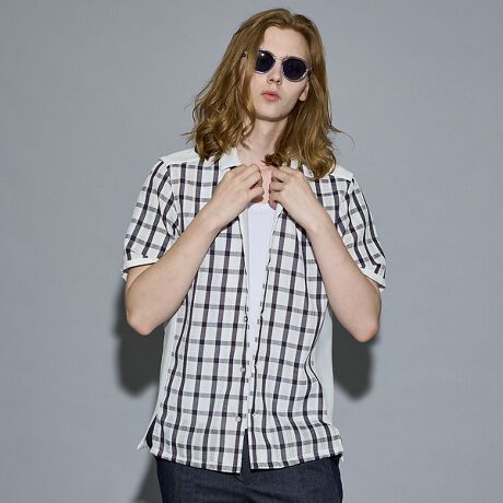 [^ԁF02500011003]yfށzXug@ׂȃJ~DƃTegDgݍ킹|GXefނgpBi`ȕłȂ@ׂȈۂ^fނłBKxȓƗŁA镗ɂȂ܂ByfUCzّfނ̃Rrl[Vŕ\ꂽhC^b`ȑfނĂ炵J݃VcB܂͊J݂̏܎dlŃV[vƏʂ\܂B̂tfUC|CgłBꖇDƂāAWPbgu]̃Ci[ƂĂ􂷂ꒅłBzCg fFH181 B89 W67 H89 pTCYF48ubN fFH185 B87 W70 H87 pTCYF48