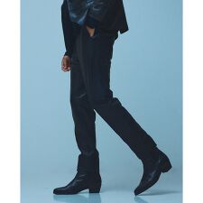 5351プール・オム(5351POUR LES HOMMES)の【25AW/セットアップ対応】レザー テーパード スラックスパンツ