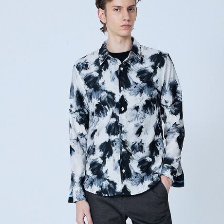 [^ԁF02520010000]Flower Brushed Print ShirtyfށzXgb`gRbgfނgpBKAՂƃ^t̂IȑfނłB  yfUCzvgfUĆAM`悤ȃubVIňꖇŊGɂȂfUCBG͒ĐFƂăCJ[܂łɂȂNx܂ByR[fBl[gzCi[ɂTVc^NgbvƂ̃C[hIXXBpc̓fjXLj[Ȃǂ̉X^CAChpcȂǂ̃bNXX^COɂ܂B