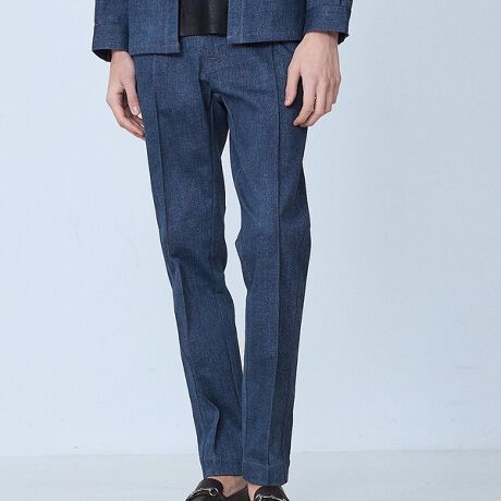 [^ԁF02520052077]Tuck Tapered Denim Slacksyfށzt~hIXŒSn̗ǂlLkɗDꂽ9IXXgb`fjBEHbVhH{AǂtF[hĖ邢\ɎdグĂ܂Bc̃_ȃfj炵AcXWɃtF[h\̃fjłB  yfUCze[p[hVGbg̃XbNX^CvBtgɂ̓Z^[N[XăLC߂ɃfUCĂ܂BEGXgTChMU[Sn̗ǂ܂B܂AxbgŃfUCꂽIWiU[^OIBCfBS͔zFO[Xeb`ŃVbNɃfUCĂ܂ByR[fBl[gzfރWPbgiiԁF02520082077jAfރVciiԁF02520010077jƍ킹ZbgAbvX^CIXXBEGXg땔̎dl̓ubN(xbgŃfUCꂽIWiU[^Ot)ɂȂ܂BCfBS fFH186 B88 W74 H92 pTCYF48ubN fFH186 B88 W74 H92 pTCYF48