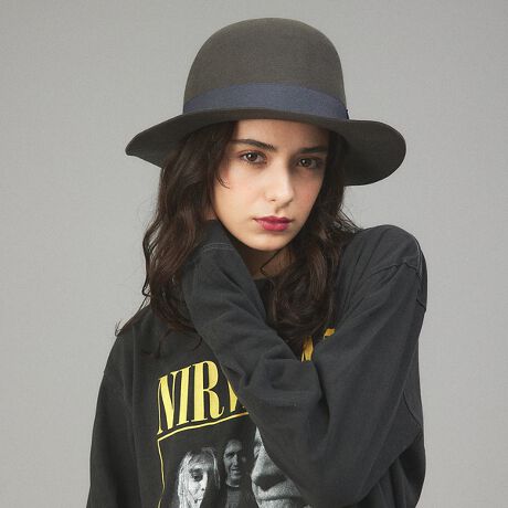 [^ԁF04459874000]~hũt@[tFgnbǵAJWAȃACjO^CvBĩX^COɋC˂ȂvX邾ŁAȂɕωĂACeBTCỸJ[fBKjbgƂ̃R[fBl[gCłB̊߂̗ŃTCY\B`LR[eBOĂA܂肽݂\łBNEgbv𒆐܂E{[[E}EeȂǂĎ݂`ɕό`o鎖IXX|CgłByRUBEN/[xzuRequired oneKvȕAKivRZvgBXqt@bṼg[^R[fBl[gɂƂĕKvȕɂȂĂقv߃fUCĂ܂B܂pĂ߂ɃfUCDASnɂXqĂ܂B