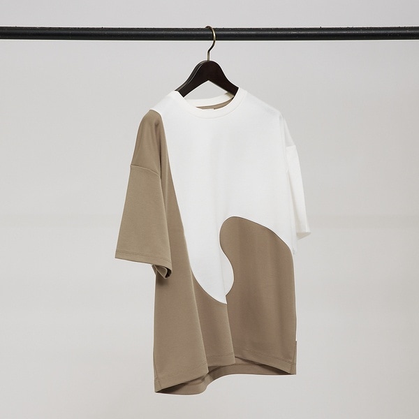【ウズマキ】アシンメトリー 配色 オーバーサイズ ポンチ Tシャツ セール】【ウズマキ】アシンメトリー 配色 オーバーサイズ