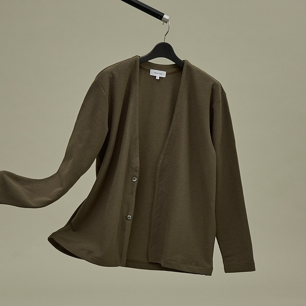 アバハウス　DESIGN WORKS フォックス　ブラック　カーディガン アバハウスDESIGN WORKS フォックスブラックカーディガン