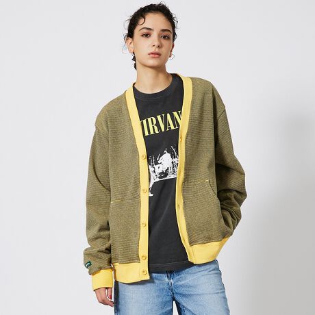 [^ԁF04499820103]Or[VcƋɌÂĂAԂ̃jbgJ[fBKBVGbǵA׉߂AKxȂƂՂ`B12IX̃wr[RbgjbǵAkĎY̏㎿ȂIĂACGB12j/inchI[o[bN~VłDĂ̂ŁAϋvQłBޒɖ킢wr[f[eB[ȈꖇBMƖڂ̋l܂􂢂炵ɑʂ̊óÃJ[fBKł͖키ł܂B@͓Xʒ̃\bhJ[B܂킵̂ŁAꖇƂȂd󂵂܂Bo[oÁAɂĒƑ䂪2cmxk݂܂- BARBARIAN CASUAL -o[oAEJWAV[ÝA^E[XɊJꂽuhBiƂĂ̖ǋAVvȍ\ɂ邱ƂŁAJWAȒȂyݒ܂B܂œlAJi_̎ЍHŐYĂ܂ByBARBARIAN/o[oAz1981N2̃jbg}V6l̃X^btŃX^[gAkčő̃VFAւōĩOr[W[W[J[o[oAyBARBARIANznn҂̃rEn[g͊̃Or[W[Wɋ^Ä𕪉ăfUCA JbeBOADAtiAn̎AxȂǁApxוɂČŁAIWi̐YJnBv͂A􂤂قǂɑ̂ɓݐSnĂ܂B{m鑽̃K[̐MA܂^EEGAƂẴfUC⒅Sn͏\Ă܂BJi_