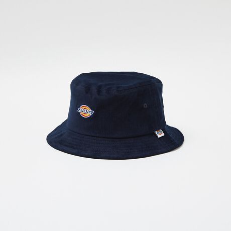 [^ԁF04499874206]yDICKIES/fBbL[YzEX CORDUROY BUCKET HAT R[fBCoPbgnbgfUCƋ@\EgX^C̃SnbgEv`v͂1EXq̌`ɂǍ`YɌĂp^[̗pfށE nRV悭Aϋv̂fރR[fBl[gEXg[g&JWAX^C̓rbOVGbg̑ŁBEgbNpcȂǂƍ킹āAX|[c~bNXX^CɁBEusedƍ킹ăgȟÒ~bNXX^C߁BẼJ[WJȂ̂ŁATVc~fjƂVvȃJWA^CXbNX~VcƂLC߃X^Cɍ킹₷łByDickiesz1918NC.N.WilliamsonE.E.DickieA݂Williamson-Dickie Manufacturing company̑OgƂȂЂݗB4N1922NɌ݂̎ЖɉgBOIɘJ҂̃j[Yɉ邽߂̐s͂fꂽi̓AJSyɍLZĂBI[ZeBbNȃX^CƗDꂽ@\̗B[NEGA[ւ̃j[Y𐻕iɓew͂́A݂ɂ󂯌pĂ܂B݂ɂẮA[N}[Pbĝ݂Ȃ炸JWA}[PbgłEIɂ݂̑mĂĂ܂B