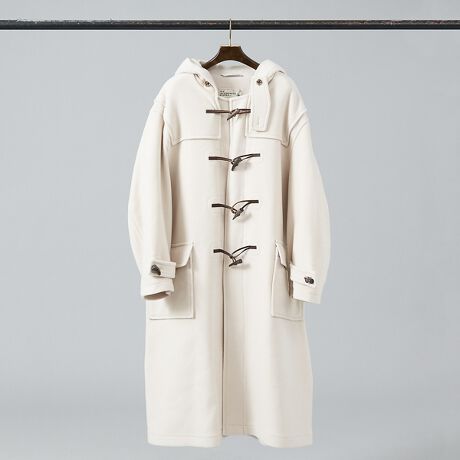 [^ԁF00493000000]uhƂȂĂ郂S[̐܂ꂽXRƂȂꒅBJ[WJƓIȃTCYŃI[ZeBbNȃ_btR[gIɃAbvf[gBX[p[140's̔ɍׂȂ₩ȓdD̃pCggpBI[o[TCYŕ\Ɠ̃h[vIłBڂقǂ̏d͊AfC[ɂg܂ByMONTGOMERY/S[z1869NpCRDŎgpR[gƂĊJꂽ_btR[gBMONTGOMERY͂̐YSIdeal Clothing Company `ɎAŌẪ_btR[g[J[łB񃊃uhɓ ADULT ORIENTED ROBES ̋|펁fUCi[Ɍ}APOPEYEȂǂ|X^CXg̒J쏺YA[gfBNVSB_btR[g̐V߂œWJ܂B