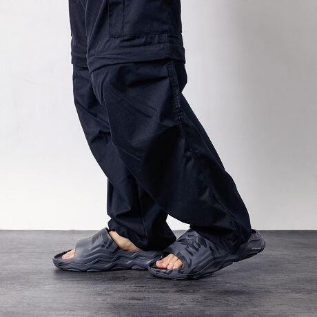 [^ԁF04500055111]C^AŃfUCAChŐŃmÂWJĂuDoubleu / _u[vBNbVƈwIɊÂ݌vꂽȃAEg\[ƃC\[ŐĝT|[gAhHRۑfނgpKȎgpT_łBX|[čAEghAV[ł􂷂XChT_ŁA}[u̕CpNgłIC^ÃfUC`[ɂfUCꂽ^̃VGbg͍܂ł̃RtH[gT_Ƃ͈ႢAɃt@bV̍iłBZERO EVAEZERO EVA̓TCNvX`bN20gp邱ƂŊɔzY\ɂĂ܂BEڒ܂Si܂͈؎gpA w؎gpĂȂ̂BE̎̃T_͉ď̍ŏk݂̂łAZERO EVAɊւĂ͎kɂ荂NIeB[ێBĚ`ɃtBbgT|[gNbVIŏՌጸBGAւ̕Sy悤݌vĂ܂BEhHɂÃANeBuȃV[ł̃ptH[}XBE\[̉ʂ̏d𕪎UT|[gBñuh܂BEwƂܐ̈͂JAܐɗ͂悤ɃT|[gE[߂̃q[Jbvn̈芴߁Aʂő̓őɃRg[ERۑfނgpC̒~ςyyDOUBLEU/_u[z2017NɃX^[gJo[T_uhB̐i̓C^AŃfUCAChŐĂ܂BEẽuhɎЊJiыZp̒񋟂sC^AFINPROJECTЂƎJEVAAEg\[̗pĂ܂BϋvՌzAhARہEhLʂ@\ɗDꂽT_WJĂ܂BCh