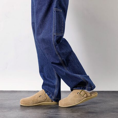 [^ԁF04500055400]ACe][gT_ŐEɒmISLAND SLIPPER(AChXbp)AҖ]̃I[V[YACeoꂵ܂Bۂ݂ттNV[ȃtHɃXgbvƃ^obNŃANZgAVvO̗ȂfUCBNbO^Cv̓\bNXƂǂANʂăR[fBl[gɎ邱Ƃłv_NgłBAChXbpȂł͂̃NbV̌KȗSn͂̂܂܁Bg̗ǂƗ₷ŃfC[ɎgȂꑫłBJ[oG[VBLACKETAUPEEPEANUT ƂȔȂACe TCYɂā̏i͕\L߂̑łBAChXbp̃T_̕1TCY傫߂BISLAND SLIPPER (AChXbp)1946NAnCֈڏZ{lł{i둠(giK^L]E)nƁB{̑^ɂ][gT_𐶂ݏoAfUC琻܂łׂ̂ĂnCōshChECEnCh̃uhƂāAɂ킽萢Eeōx󂯂Ă܂B 