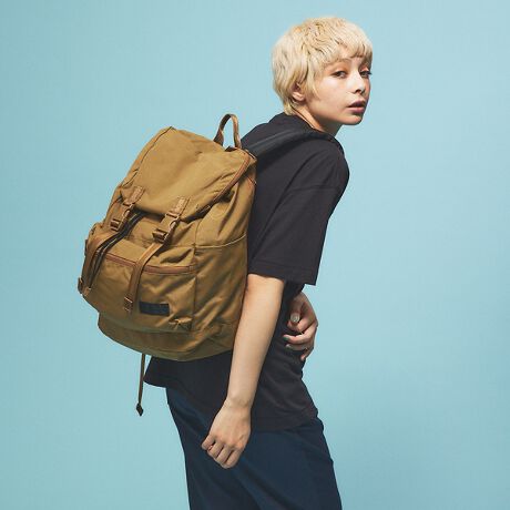 [^ԁF04509854304]yizDay TriṕA̖̒ʂA藷sRZvgɍꂽobNpbNBRpNgȃfUCȂ|Pbgeʂ\̂ŁA1słΏ\Ɏgpł܂BJWAtgAybg{g܂肽ݎP[łTCh|Pbg2ƍv4̏[|PbgBTChWbv烁C|PbgɃANZXł̂֗łB\nɋx❛̍500fj[̃R[fgpBNbVfޓ̃V_[xǵAԔwĂɂAD݂ɒ\łByTCYzF43cm@F30cm@}`F16cm@eʁF27Lydʁz450gy@\zJWfi|PbgtjTChANZXWbp[TCh|PbgyXybNzFВ+obNyfށz\nF500D R[fiCy|Pbgz~0@O~4iTCh2܁jWILDERNESS EXPERIENCEiEB_lXGNXyGXj1973NɃAJEJtHjABɂđnƂAEghAMA[J[uWILDERNESS EXPERIENCEiEB_lXGNXyGXjvBgȓ̌hӖuhɂӂ킵v_NgQ͌50NォAEghApi|{̘V܃[J[ɂĐĂAx̍^tȃACeւƏ؂Ă܂BȃEB_lX獡̓^E[XŎg₷V_[obOЉB{