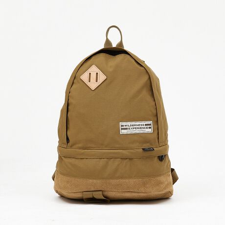 [^ԁF04509854301]yizEB_lXGNXyGX̃eBAhbv^̃obNpbNB߂ɃfUCAłȂobNpbNS҂ɂ߂̃fłB\nɋx❛̍500fj[̃R[fgpBʂ͋XG[hgpAɌ̋vgpu^@1ӏځByTCYzF42cm@F31cm@}`F16cm@eʁF22Lydʁz400gy@\zA4TCY[2C\yXybNzFt@Xi[y|Pbgz~0@O~1WILDERNESS EXPERIENCEiEB_lXGNXyGXj1973NɃAJEJtHjABɂđnƂAEghAMA[J[uWILDERNESS EXPERIENCEiEB_lXGNXyGXjvBgȓ̌hӖuhɂӂ킵v_NgQ͌50NォAEghApi|{̘V܃[J[ɂĐĂAx̍^tȃACeւƏ؂Ă܂BȃEB_lX獡̓^E[XŎg₷V_[obOЉB