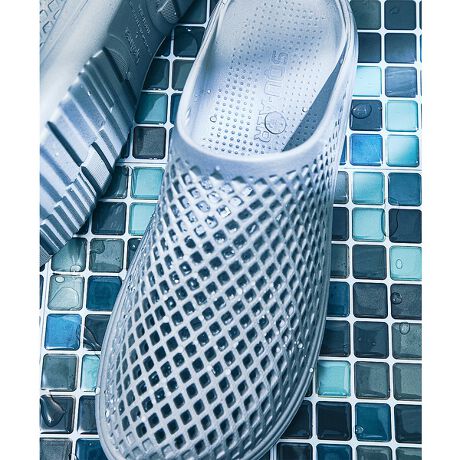 [^ԁF04500055113]CKB݂̂\[łƂ芴BKxɑɃtBbgAXj[J[̂悤ɑT_BV[ŋCȂ炵X^C\Ă܂BubNA_[NO[ACgO[AlCr[4FWJBEAbp[ŜɃfUCꂽʋCECʂ蔲đ̃yBEyʂőϋv̂\tgEVAgpB␅ɋꂪȒPBEC\[ׂ͍hbgƃSfUCBŗĂKȗSnBő̓̓Abp[ŜɃfUCꂽʋCEBтɋCʂ蔲đ̏y܂BƎ̔zŔAEVAfނgpB_ŌyʁÂ݂\[s̑̏ՌzBĂې􂢂\ŁA͂ǂ̂Ŋ₷qIłB̂Ƃoɂg₷AyƉK˔x`[VT_łB̃yAbp[ŜɃfUCꂽʋCECʂ蔲āÃy܂BKȗSnC\[ׂ͍hbgƃS̃fUCBŗĂTƂĉKȗSnłByʂőϋv̂\tgEVAyʂőϋv̂\tgEVAgpB␅ɋꂪȒPłBٕɂdlb̉͒ʋCEǂ݌vŁA΂Ȃǂٕ̈ɂdlłBXj[J[̂悤ɑKxɌ݂̂\[s̑̏Ռz܂BKxɑɃtBbgAXj[J[̂悤ɑT_Bʂ킸ɗĂ悤ɓKxɃtBbgTCYłB