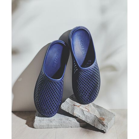 [^ԁF04500055113]CKB݂̂\[łƂ芴BKxɑɃtBbgAXj[J[̂悤ɑT_BV[ŋCȂ炵X^C\Ă܂BubNA_[NO[ACgO[AlCr[4FWJBEAbp[ŜɃfUCꂽʋCECʂ蔲đ̃yBEyʂőϋv̂\tgEVAgpB␅ɋꂪȒPBEC\[ׂ͍hbgƃSfUCBŗĂKȗSnBő̓̓Abp[ŜɃfUCꂽʋCEBтɋCʂ蔲đ̏y܂BƎ̔zŔAEVAfނgpB_ŌyʁÂ݂\[s̑̏ՌzBĂې􂢂\ŁA͂ǂ̂Ŋ₷qIłB̂Ƃoɂg₷AyƉK˔x`[VT_łB̃yAbp[ŜɃfUCꂽʋCECʂ蔲āÃy܂BKȗSnC\[ׂ͍hbgƃS̃fUCBŗĂTƂĉKȗSnłByʂőϋv̂\tgEVAyʂőϋv̂\tgEVAgpB␅ɋꂪȒPłBٕɂdlb̉͒ʋCEǂ݌vŁA΂Ȃǂٕ̈ɂdlłBXj[J[̂悤ɑKxɌ݂̂\[s̑̏Ռz܂BKxɑɃtBbgAXj[J[̂悤ɑT_Bʂ킸ɗĂ悤ɓKxɃtBbgTCYłB