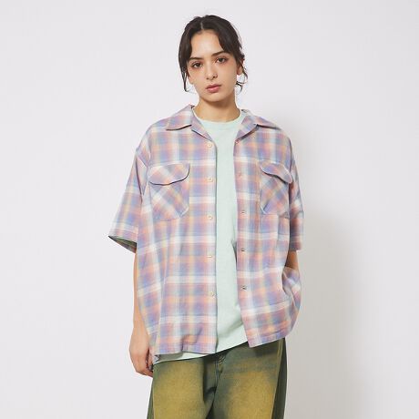 [^ԁF04500010402]lC̃{[gVc̔o[WyPENDLETON / yhgzlC̃Iu`FbN_uK[[{[gVc/I[vJ[VcKxȊɂƏ_炩ȒSnŔėpQbNXtBbg Iu`FbNlVcjZbNXACefUCƂtBbg̃I[vJ[VcłB̓XNGAJbg{^JĒpƌ▭ȃoXŎdグ܂BfޒSnŔėpQRbg100̃_uK[[nłBR[fBl[gfjƂ̉AJW͂AXbNXō킹ꂢ߂ȃJWAX^CCPOWPbĝ悤ɃjbgXEFbg̏ɃC[hăAE^[oŒ̂ɂ߂̃TCY1ł̒pH~̃C[hX^C܂ŁAlXȒȂ\1łB킹{g̓AJWԂ̃fjJ[Spc͂̎AChtApcgbNpcȂǂ̃Xg[gACeƂ̑1邾ŃI[V[Yg1ƂȂĂ܂BTCYhbvV_[ƂgEȂǂ͌㕗ɃAWBXNGAJbg̐fUCłƂ|CgłByPENDLETON(yhg)z1909NISByhg̒ɎЖaэHnƂAlCeBuAJ̃g[fBOuPbg̐YJn܂BE[uPbgVcɑ\PENDLETONiyhgjuh̓AJ̗ǐSƌĂ΂Ă܂BPENDLETONiyhgj̑SĂ̏iɖDtꂽDl[Bɂ́uWARRANTED TO BE A PENDLETON(yhgił邱Ƃۏ؂)vƏĂ܂Bꂱ̂ςȂyhǧւȂ̂łB