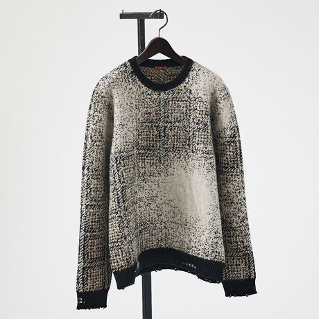 [^ԁF00473040000]nxl`A̔_Ƃ⋙t̓`IȍƒCXs[V𓾂NtĝvI[o[BBe[Wo߂Ƀ_[WH{Ă܂Bgȃo[WE[aɃApJA_炩ۉ̂jbgłByBARENA / oizC^AAFlcBA (FjX) n_ɁA}J`[Ǝ̃X^C𐢊EւƔMBuincotexvȂǂɂłfUCĂMassimo Pigozzo(}bVEsSbcH)fUCuhŁARNV̓Fl`AL郔Fl[gn̓`IȈߑ甭zAVGbgɒf؂⃆jtH[̃fBe[vX▭ȃoXoō]Ă܂BFlcBAɓ`Iȃ[NEFA풅ȂǂVRfނgȂ烂_ɃAWAx̍t@bVs[vQ̐lCւĂ܂B[J[iԁF705-11830001