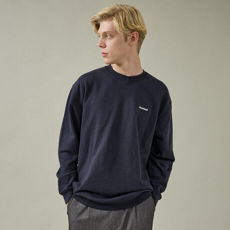 [^ԁF00500020032]ABAHOUSERouge vif̕VbvAgI AonEX琶܂ꂽjZbNXCBp[gi[₲vwƈꏏɒpĂ悤ȃX^CĂ܂BVbṽRZvgłt`X^CAzV[YB[up̂钆S玞v20܂ŕԃpsBˋ21i21E ARR.j_ƂLETRIO ABAHOUSE͂ǂ֌̂BX݂⃁bZ[WȂǂOtBbNɂAACRjbNȃACey݂ByfUCz2025SS̗̓AJAISBɂ|[ghBLȐHŒnYñX^CtXBŖKꂽgrocery store iHiXjC[WĂ܂B̊y݂łA̓ynȂł͂̐HޒTBVȐHނ̊yĈ܂ܕ\ꂽ悤ȁALb`[Ń|bvȃvg{Ă܂Buh炵|bvȃobNvgڂ䂭fUCBmNƃJ[gݍ킹zFőlȕ͋CBjZbNXfUCȂł͂̃I[o[TCYŁAbNXpłByfށz\tgȃRbgfނ̗pAQ̒SnƔG肪BlCr[ fFH185 B85 W69 H86 pTCYF48