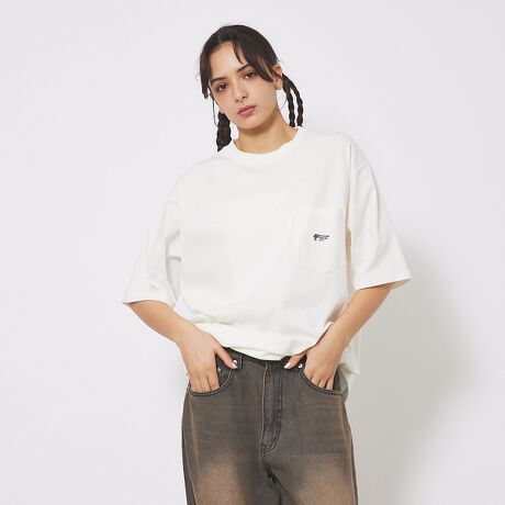 [^ԁF04500020072]|CgShJŃVGbg͂肵I[o[TCYAjZbNXłgfUCƃTCYłBfރI[vGhiCaю^aj́ACő@ۂQ荇킳\܂B@ۂ̊ԂɋC܂ނ߂ӂ炵{[܂ADn̓hCł肵i`ȍd߂̕ɂȂ̂łBzƑɗDĂ܂BR[fBl[gfjƃXj[J[ō킹̃X^C͂AN̓vCtȃJ[R[fBl[gŏ{̃GbZXvX̂߁BvgɎgpĂJ[pcXJ[g̐FƃNAFĝȕ̓obOV[YȂǂŎ̂߁BjZbNXŒ̂ŁAJbvŃN蕝LȂy߂܂Byhg̃IWip^[_Ƀvg̃R[~OꂽRbggpAG肪Ȃ₩ȈꖇBI[o[TCỸVGbgŁAVvȃfUC͂ꂩ̎ɂ߁ByPENDLETON/yhgz1909NISByhg̒ɎЖaэHnƂAlCeBuAJ̃g[fBOuPbg̐YJn܂BE[uPbgVcɑ\PENDLETONiyhgjuh̓AJ̗ǐSƌĂ΂Ă܂BPENDLETONiyhgj̑SĂ̏iɖDtꂽDl[ɂ́AuWARRANTED TO BE A PENDLETON(yhgił邱Ƃۏ؂)vƏĂ܂Bꂱ̂ςȂyhǧւȂ̂łB