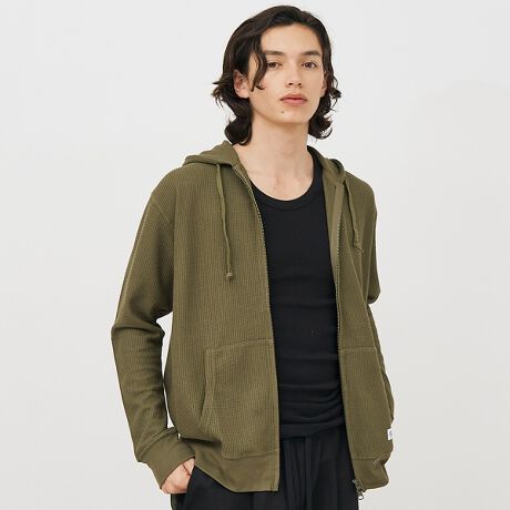 [^ԁF04509820000]JEMORGANԂ̔胏btngptWbvp[JłBtgWWbvdlȂ̂ŉJ܂Bt悩H܂ł̓AE^[ɉĂłȂ̂œĂh~[̑΍ɂQłBjZbNXACełB??JEMORGAN LONG JOHNS1945NɃyVojABŏȒ̖DHƂĐݗBX^[g̓AEghAp̃Ci[ƂĒpAۓIȃX|[c`[ČR̃Ci[ƂĂ̗p܂B90Nɓƃt@bVACeƂĈʓIɒpAuT[}ƌJEMORGANvƌقǐEIɂ̃uh͐ZĂ܂BۉE LkE G̗ǂȂǍōĩT[}EFLmA݃pbNTłȂAJJWAx[XƂACe𕝍LWJĂ܃AƂĂB