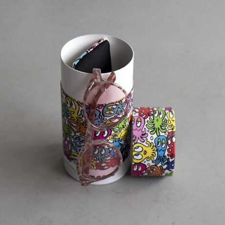 [^ԁF04509878001]EIɃgbvNX̍Zp͂ƁAD낳AkAĂ킢炵\łfUĆAɃnCNIeBǋuhhLE FOONhMARCOART̃R{[Vi[X܂B񃊃[Xi̍Y̏ɂ́A}R̃CLN^[^ŔhOLLIEh̃[U[vg{ABꂽoII2^CṽMtg{bNXZbgGIFTɂ߁yizMtg{bNXZbgyiezTOX{́AKlz_[AKl@AKl|[`Mtg{bNXy^Cvz̑1NAO[xu[ ̑2CG[Ip[hMtg{bNXy~^Cvz̑3uEIp[h̑4sNIp[h y{̏dʁz31gpbP[WF17.8X16.1X4.3 cmSd219gyzOJbg99ߗ53.8yLE FOON/tH[z{Ő܂ꂽfUCTaiwan̋ZpŖauKlvB̖ɊY㎿ȃACEFAB𒅂悤ɁAy₩ɁARɁAtBbg邠Ȃ̕\ʂ}XgACeɁBƑ̂悤ɐg߂ŉȑ݂Ɋė~B ӎ EfBe摜́A̓p\RȂǂ̉{ɂāAۂ̐FƈقȂČꍇ܂Bi̐F͏iP̂ŎBeڍ׉摜QƂB