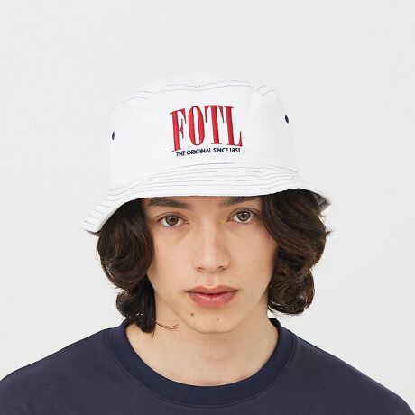 [^ԁF04509874027]⎇O΍ƂĂłȂAR[f̃ANZgƂĂgXq́A劈􂷂t@bVACełBJWAR[fX|[c~bNXR[fȂǂR[fɖ𗧂Ă₷A̃R[fɁAɂȂꊴvX邱Ƃł܂BXq̒łŋߒځA嗬sĂ̂uoPbgnbgvBXeb`J[|CǧÒ̂LbvB􂢉H{ĂAN^ƂwÒoĂ܂BAWX^[tŃTCY\BJWAłǂȃR[fBl[gɂނ̂ꂵ|CgBWF_[XłĝŁAp[gi[Ƃ̂XXB؂Ȑlւ̂Ƃv[gƂĂœKłBvŔ̗ǂȐngpĂ܂BzƒʋCɗDĂAɂA1NʂĉKɒp₷ȂĂ܂BĂƂ̐@Ő􂦂̂ŃAEghAX^Cɂsb^łBf̏ォłAKɂp܂ByFRUIT OF THE LOOM/t[c Iu U [zAJEP^bL[Bɖ{nuAA_[EFAEvgpTVcsTOPuhƂĂ̒nʂmĂ160Nȏ̗jEL̃x[VbNAp/A_[EFA[J[BłvgTVc̃{fBA_[EFÃuhƂčLmnĂATVcA_[EFAȊOɂAJ鏤i𕝍LWJĂ܂BgLOOMhƂ́uD@v̈ӖAuD@̌ABvƂӖuhɂ͍߂Ă܂B