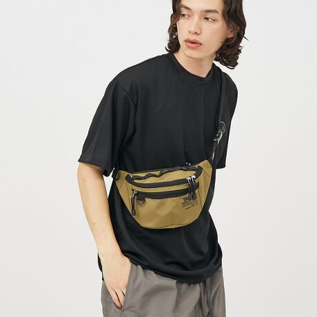 [^ԁF04509854006]x̃|GXegpiȎƁA@\IŎg̗ǂ@\˔{fBobOB̃JWAX^Cɂ҂̃[NȃfUCBtgAobNꂼɃt@Xi[|PbgĂ̂ŁA܂܂͕̂Ď[\łBg΂킩A@\ɂiɎdオĂ܂BtgɂDickies̃IWiSzuBX|[eBŏiȃSڂ䂫AXg[gĂ܂Bėp̍EFXgobO͂ǂȏʂɂd󂷂郏[h[u̕K{ACëłBMtgƂĂ΂邱ƊԈႢȂ̈iBVɂȂɂAvȐngpBɔGĂ₷̂ŁAAEghAX^Cɂ҂łBWF_[Xłg܂B肪󂭂̂ŃAEghAV[Ŋ􂷂邱Ƃ͂A]Ԃ⃍[hoCNgV[ł􂵂܂BԂ̃JWAX^C͂As̃AXW[X^Cɂsb^BEFXgʒu͂񌨂̎΂ߊ|łȂꊴUPBXj[J[X|[cT_Ƀ\bNXC[hāAƂƂANeBuɁByDICKIES/fBbL[Yz1922NAeLTXBtH[g[XC.N.EBA\E.E.fBbL[ݗ[NuhufBbL[YvBOg̖XqЂJҌEFAJnA1923NKHAKI[Npč^܂B񎟑풆ɂ͕ėR̐Ai]܂BAƒvAeLTX̐ΖJ҂̊ԂŐlCgBނ炪ŒpƂŁAfBbL[Y͐EIȃuhւƐ܂B1967Nɂ́A݂Ԃ́u874vaB1980Nȍ~At@bVƂĂڂA90ÑXg[gu[ŃXP[^[A[eBXgɎx܂Bł͍ƒłȂAEňuhƂȂĂ܂B