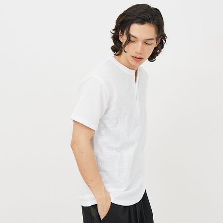 [^ԁF04509820005]G̗ǂԂ̃btfނgpTVcłBO{^̃x[VbNȃw[lbNłBC|[giƂčL̔Ă̑fނƃpbP[W𒉎ɍČĂ܂BẴAE^[TVcƂĂCi[ƂĂg₷TCYWJłBJ[̓zCgijEi`ijEubNijE ۃO[EJ[LElCr[ijłBYAfB[XɃI[V[YŊ􂷂郆jZbNXACełByJEMORGAN LONG JOHNS/WF[C[[KOW[Yz1945NɃyVojABŏȒ̖DHƂĐݗBX^[g̓AEghAp̃Ci[ƂĒpAۓIȃX|[c`[ČR̃Ci[ƂĂ̗p܂B90Nɓƃt@bVACeƂĈʓIɒpAuT[}ƌJEMORGANvƌقǐEIɂ̃uh͐ZĂ܂BۉE LkE G̗ǂȂǍōĩT[}EFAƂčLmA݃pbNTłȂAJJWAx[XƂACe𕝍LWJĂ܂B