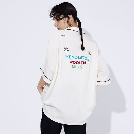 [^ԁF04500010403]PENDLETON[yhg]̎hJpCsOI[vJ[VcBPENDLETON̑\ACełI[vJ[`FbNVcBƂ̂VGbgŁAꖇł͂ADƂĂp܂BAJWԂ̃fjgbNpcȂǂ̃Xg[gACe܂ŁAlXȒȂ\1łBBe[WCNȕ͋CŌÒƂ̑QłBfށE򂪂AȂ߂炩G̃TenEʋC悭ĂłKEBe[W͋̕Co悤ɌvZꂽnfUCE|CgŃpCsOăANZgAgɃ`F[hJŃS{܂BEȂꊴoA悭Ƃ̂TCWOyPENDLETON/yhgzyhg/PENDLETOŃAAJőnƂV܂̃E[EFAEuPbg̃uhBlCeBuEAJ̓`Iȕygg̓ŁA100o[WE[݂̂gpiȃACeAJ̈YAADEl̋ZɂA150NԈȏÂĂ܂BPendleton Woolen Mills iyhgEE[~YjЂ́Arт玅aAFAnDAi܂ŁAтē`IȍsɂSĎЍHŐĂ܂BAJ̗jEƋɕ݁AX̖i𐶂ݏoĂ̗j́AAJ\鐻iƋɁAuPENDLETON/yhg̓AJ̗ǐSvƂď̂Ă܂B