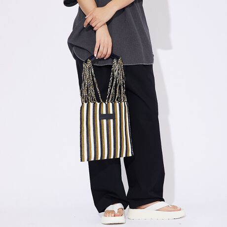 [^ԁF04509854601]NtgJCCAnbNobOׁIl̎ňJɍĂnhChobÓALVR̐ZׂŐDĐ삵`H|i̐DgpB`FbNXgCvȂǁAIȕǂdオɁBߏ̂oɂœKȃTCYłB͓IBMtgɂ߂̕iłBR[fBl[gɒ悢ANZgĂobOłBhȈۂłlۂzFȂ̂Ŏ₷΂łBӎEnhChł̂ŃTCYɌ̍኱܂BEJEԂȂǂňڐ̉\܂̂őgݍ킹ɂ͏\ӉBE`H|̐@ɂnh͎dɂdlƂȂĂ܂BEgppxɉĂ܂ɎĂꍇ܂B̏ꍇ͋߂̎ɗ܂uʌсvĒ܂l肢v܂BE{̂̓ɓ_݂lbviʁĵ悤Ȃ̂͐Ywisǂł͂܂ByMOON BIRD/[o[hzMoon Bird͌ɏƂ炳AÂȖRɔԓn蒹̂悤ɁAgRŗVѐSl̃X^COhāBgFreeLoveHappinesshRZvgƂALVRYɓ^E][guhłBlXȐFW߂Ȃ悤ȁAYő@ׂȕ҂݃obOWJĂ܂B