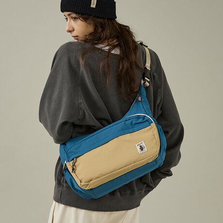 [^ԁF04509854034]g̗ǂOɒučꂽ[͂Ղ̃V_[obOBobNpbN̓gD[}b`Ȃĉוʂ̎ɍœKȃTCYA|PbgAăo[vCX̒ԃV_[|PbgǉAg₷Ȃăj[ABAEg|Pbg5V_[obOBՂ[͂C|Pbg~1Atg|Pbg2|PbgdlAVǉTCh|Pbg~2eʁF10LCt@Xi[͎Ô悤ȃVGbgɂȂĂKoƊJdlȂ̂ŉו̏oꂪ₷݌vɂȂĂ܂Bt@Xi[̓_uXC_[dlȂ̂Ō|ɂăt@Xi[ʒug₷ꏊɉω\Btg|Pbg蒠IPADȂǂ[\ȃTCYBtg|PbgANZT[[L[`F[tTCh|Pbgj[Aɂ{̗TChɒǉꂽI[v|PbgBJ͐Lk̂SĂAybg{gPȂǂ[ČŒ肷Ă܂BDJtFL[z_[ʔ̃EHbgAȂǂOt\ɂ܂BE\ȃV_[Xgbvɂ2WAYωBV_[Xgbv͎O\ŁA[̃obN~߂邱Ƃł̂ŃnhobOƂĂobOCobOA]Ԃ̃nhɒʂƃV[ɉđprɎgp\BnFyʝ|GXeyCOBMASTER/Ru}X^[zRu}X^[́A1971NɃCMXŐ܂ꂽAW[uhBuh̃[cł1970ÑCMX̃AEghAV[ɒʂAgȃGbZXRu}X^[Ǝ̃W[X^CāB[RZvgɁuJWAȋ@\vfAW[KɂACeWJĂ܂BRu}X^[1970NɃCMXŐ܂ACOB BEAR̃N}̃}[NňĂAEghAuhłBA~t[tiCfނ́uGEMPACKvn߁AgAEghAKɂhlXȃACeWJĂ܂Bꂩ甼IAłuh̃[c؂ɂA CtX^CɊYlXȃACeWJĂ܂B