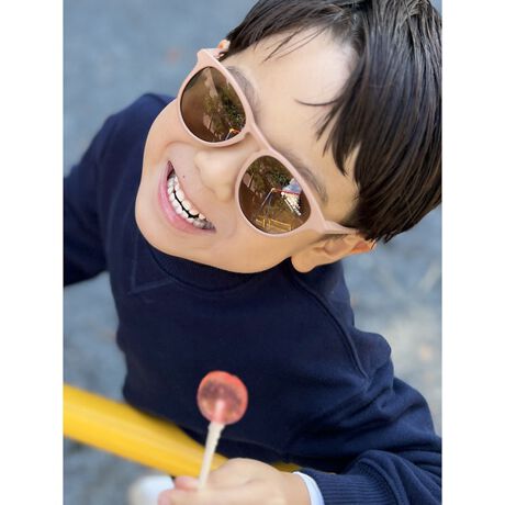 [^ԁF04509878116]q̃R[fBl[gyރpp}}ւ悭Ý݂ÃTOXVvȐF邱Ƃł͂Ȃł傤BȂȂ̂߂ɁALEFOON͏㎿ȃRNV𑵂܂BFlCKidsV[Yqƃpp}}CɓFĎqłȂTOXЌĂI??fUCۂ݂тт炵t[ƗDFIMorandiBKidsBabyt[ׂV[vȃfUCłBNXȂ鎇O炨ql̑؂Ȗڂ܂Bqlƈꏏɂ҂̂FTĂ݂Ă͂ł傤H蕨ɂ߂łEqłSAQ̑fނgpErXtFm[AȂEY܂ȂE99.9OJbgEgNeXgς݁EϖՐAϏՌE{݌vApEIȎ{bNXAMtgɂpɂœKΏ۔NF4΁`12΁݌vF{݌vFpt[ގFvX`bNYގFvX`bNdʁF16.6gY͕čFDAKiщBKiEN ISO 12312-1ɏĂ܂B99.9̎OJbgACNS 15067ɓKĂ܂BY̍ɂAiԂŃpbP[WВɑႪ邱Ƃ܂Bî͓ł̂ŁAByLE FOON/tH[z{Ő܂ꂽfUCTaiwan̋ZpŖauKlvB̖ɊY㎿ȃACEFAB𒅂悤ɁAy₩ɁARɁAtBbg邠Ȃ̕\ʂ}XgACeɁBƑ̂悤ɐg߂ŉȑ݂Ɋė~B ӎ EfBe摜́A̓p\RȂǂ̉{ɂāAۂ̐FƈقȂČꍇ܂Bi̐F͏iP̂ŎBeڍ׉摜QƂB