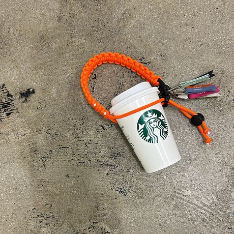 [^ԁF04509853000]yfށEFɂāzْfɂĖ͗l̔zuʐ^ƈقȂ鏤i܂Bi摜Ǝł̓j^[yщ摜\̊֌WőFɈႢ܂̂ŗ\߂Bv̐n͌oN򉻂܂BߏȖCAԂłgp܂Ƒ̈ߗނւ̐FڂAFꍇ܂Bycheek/`[NzɃ`[N̂悤ȑN₩Ń|WeBuȃGlM[BJ[pbgg悤ȃJtȃfUCŖ̂ƂuԂʂȂ̂ɁBcheek ̏iɂ͊ɔzčꂽfނgpĂ܂BEGRSiiGlobal Recycle Standardjꂽpybg{gĎă|GXe@ێƂčĐngpBVg킸̂ƂĊp鎖Aւ̔zƊCmvX`bNS~̍팸ɂȂ܂BECPSCKiiҐiSψjSKiNAt[̍vngpĂ܂BpȂǂ̗RnJȂǂɂĉ͐CmAɂ͐ԌnƂƂɁAHƂĐlԂɎ荞܂~ςĂ܂Bt[̏igp鎖ɂyECmĺEւׂ̕yA␶ԌnȂlɗLQւ̎g݂Ă܂BTCNnSNAfނgpA\Ȗ邭Dׂ̈̕ڎwĂ܂B