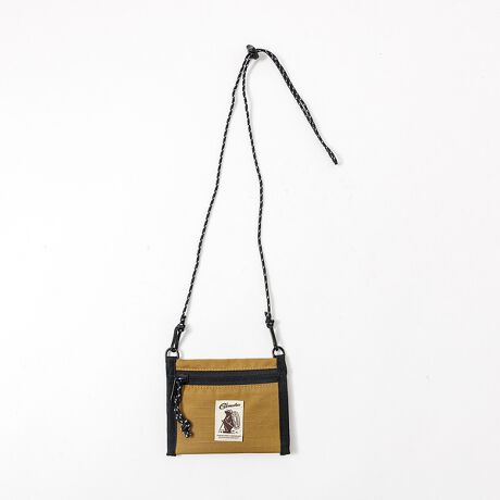 [^ԁF04509854025]R[fViCfނgpAăCxgKi֗̕ȃJEHbgK⌮AȂǂRpNgɎ[̂͂A350ml̊ʂ񂩂Ԃ牺Ĉ߂2WAY~jEHbgBz_[͕ۗfނŗ₽L[v̔AxgȂIƂwr[[U[iłB̉J≘Cɂg邽߁AANeBuȃAEghAV[ɂ҂BĴŁAOVтƎRɊy߂܂ByCOBMASTER/Ru}X^[zRu}X^[́A1971NɃCMXŐ܂ꂽAW[uhBuh̃[cł1970ÑCMX̃AEghAV[ɒʂAgȃGbZXRu}X^[Ǝ̃W[X^CāB[RZvgɁuJWAȋ@\vfAW[KɂACeWJĂ܂BRu}X^[1970NɃCMXŐ܂ACOB BEAR̃N}̃}[NňĂAEghAuhłBA~t[tiCfނ́uGEMPACKvn߁AgAEghAKɂhlXȃACeWJĂ܂Bꂩ甼IAłuh̃[c؂ɂA CtX^CɊYlXȃACeWJĂ܂B