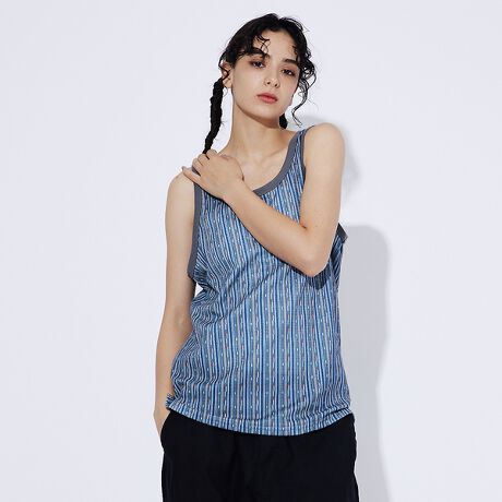 [^ԁF04509820017]JEMORGANԂ̃btfނ̑vg^NgbvoIƎ̃btnݏoeNX`[́AʋCǂAĂ̏ɂœKłB̏_炩ǴASndɂ҂BfUC͌āAJWAR[fBl[gło܂BVvȂڂfUĆAfC[[X炨o܂ŕLΉ\łByJEMORGAN LONG JOHNS/WF[C[[KOW[Yz1945NɃyVojABŏȒ̖DHƂĐݗBX^[g̓AEghAp̃Ci[ƂĒpAۓIȃX|[c`[ČR̃Ci[ƂĂ̗p܂B90Nɓƃt@bVACeƂĈʓIɒpAuT[}ƌJEMORGANvƌقǐEIɂ̃uh͐ZĂ܂BۉE LkE G̗ǂȂǍōĩT[}EFAƂčLmA݃pbNTłȂAJJWAx[XƂACe𕝍LWJĂ܂B\m^_1 fFH170 B86 W61 H90 pTCYFL\m^_2 fFH170 B86 W61 H90 pTCYFL\m^_3 fFH170 B86 W61 H90 pTCYFL