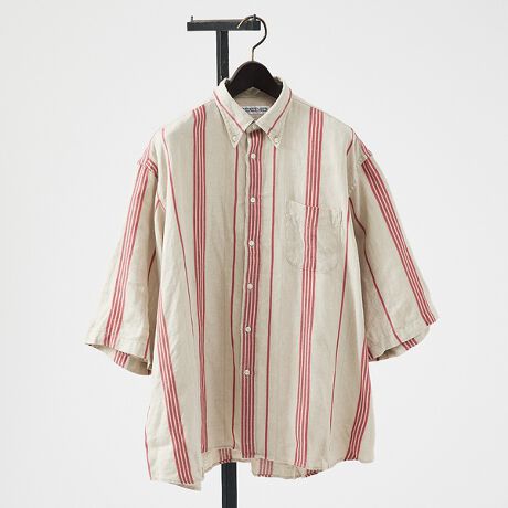 [^ԁF00503011000]yfށztĂɃTbƒpł閃fށByʒ|CgzfBXACeō̗pꂽp^[x[XɃYCNȎdlɃAWBACĈI[o[TCYȃVGbgŁA^bNAEgĂT}ɂȂ܂Bl̕GߊoB^NgbvTVc̏ɃTbƐDĂA܂ŗ߂Ă芴oĂyINDIVIDUALIZED SHIRT / CfBBWACYhVcz1961NAAJnƂ̃t@Ng[uhBdĂ̗ǂJX^ChVc̃VFAAAJ̍VbvȂǂŕLxꑱĂ܂B{i͐􂢉H{Ă܂Bkɂ萡@Ɍ덷ꍇ܂̂ŁA\߂肢܂B