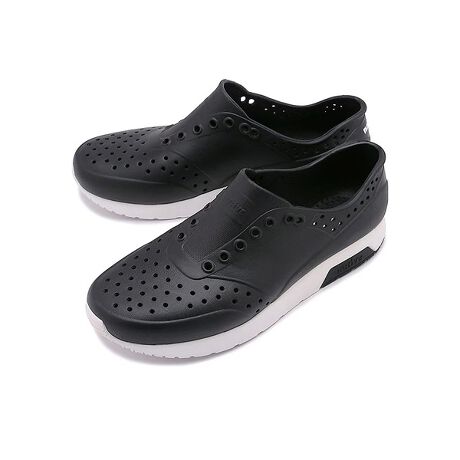 [^ԁF04509855008]NVbNȃjOV[YCXs[V󂯁AAX`bNȃVGbgLennoxB^E[XɍœKŁAR[fBl[g̕LĂ܂B3̃p[cȂEVA\ɁA_Ńxxbĝ悤ȏ_炩^b`ɎdグWanderfoamZpčĂA炵̊ԂsvȒ̂炩BNVbNȃfUCIɉ߂ꑫłByNative Shoes/lCeBuV[Yz2009NJi_EoN[o[̃tbgEFAuhNative ShoesilCeBuV[YjLxȃJ[oG[VƎaVȃtHŁAJ̓̓gSV^tbgEFÃ[fBOuhBnativéASnǂtBbeBOŁAyʁBāAیƃCtX^C̗ZڎwĂ܂B̂߁Afނ͊ɔzAEVAfނgpAQōRېɗDĂ܂BɃTgELrR̎uhƎfށuVK[Cg?ERNVv͎sōłȂCO2roʂ̃V[YłAʃKXroʂ̑啝ȍ팸Ă܂ByTCYɂāzEVAfނ̓ƂāA^iKł̎kő95105e͈͂ƂĂĂ܂Bef̌`ɂATCYłĂV[Y̌`̈Ⴂőω܂BlCeBuV[ỸTCY\L͑f̎ɋ߂̂Ő݌vĂ܂Bp󋵂⑫`ɂ܂A1cmx̓TCYAbv鎖߂܂Bygp̂Ӂzi͎Sgpt@bVpCƂĊEĂ܂B̏ꏊEŕۊǂꍇ́Ai̎kEό`̌ƂȂ鋰ꂪ܂̂łӂBEꂽɑߐ؂ԓEnʋyяŁAʂAԒړɓꏊEX|bgCgȂǌʁEMʂԂ͒ꏊELɗގꏊ