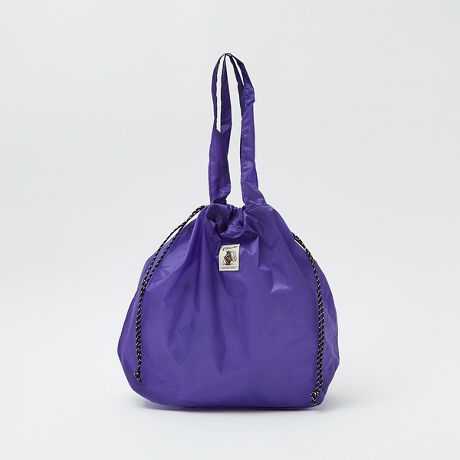 [^ԁF04509854023]݂̒艺Vbp[|PbgЂԂĖ{̂[΃pbJuɂȂA^тɕ֗BJ[̐n[Ɍɏk߂ƌɂ₷Ȃ܂Bn̋xbvXgbv|GXegpByCOBMASTER/Ru}X^[zRu}X^[́A1971NɃCMXŐ܂ꂽAW[uhBuh̃[cł1970ÑCMX̃AEghAV[ɒʂAgȃGbZXRu}X^[Ǝ̃W[X^CāB[RZvgɁuJWAȋ@\vfAW[KɂACeWJĂ܂BRu}X^[1970NɃCMXŐ܂ACOB BEAR̃N}̃}[NňĂAEghAuhłBA~t[tiCfނ́uGEMPACKvn߁AgAEghAKɂhlXȃACeWJĂ܂Bꂩ甼IAłuh̃[c؂ɂA CtX^CɊYlXȃACeWJĂ܂B