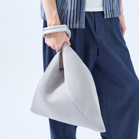 [^ԁF71029561003]yfށzNbVɗDAy₷̂̃bVfނgpB yfUCzAH ABAHOUSElC̃gCAOg[g Vfނ̃bV^oB JWAȃfUCȂ畝LeCXgɍ킹A I[V[Yg閜\obOłB yR[fBl[gzJWAȃX^COYڃ[h܂ 킹₷fUCEfނŃjZbNXł߂łByAH ABAHOUSEz育ȉiŃghACe𔭐MABAHOUSE GRAỸCCB[hX^Cx[XɗVѐSƎRȔzAhh̋C𖡂킢ȂX̃t@bVy݁AɗnރX^CĂ܂B