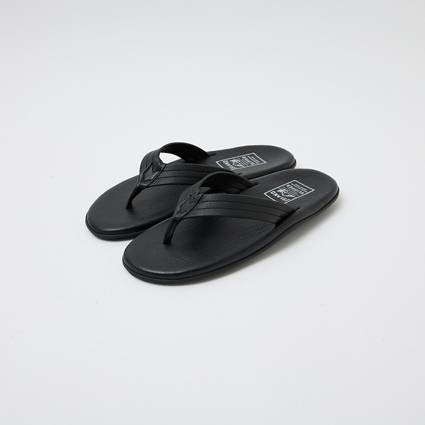 アバハウス（ABAHOUSE）/【 SLIPPER / アイランドスリッパ】スムースレザー トングサ cf020-22384-01b.jpg?basethum=225