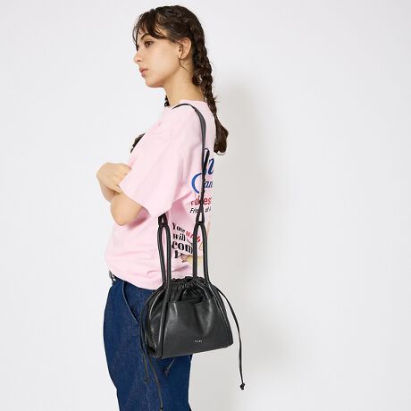 [^ԁF04510054101]fUCEnhobOƂĂ|obOƂĂgp\2way bagElp͂肵芴BEO\ȃXgbvtECRo[gȊOɊO|PbgƓ|Pbg[Ƌ@\EC[ 1E|Pbg 1EO|Pbg 1fށE_炩ȔɓH{AU[ŐYBE㎿ȌIʂASoakinng/Liming&Un hairingw聨FleshingSplittingScudding(Beaming)ĐΊDЂPicklingtannningiEVF[rOaEFEDryingstaekingSeasoning&SprayingGlazing&PressƗlXȍHoĎdオ[灨v]ْfDHsAB(H͉iIȉHł͂܂BGꂽۂ͊zȂǂŐ@肵ĂB)yYArKA / [JzMain concepťɂƂŁA_炩ȈۂƗDC[WAz`éu`₩v̑ꂪuh̗RBYArKA𑕏鎖ɂʂOAuEŁEǎvȒjڎwBfUCi[̑n/R/Ȃǂ̊JIȎvlTEqώBvlAgɂƂȂiv_NgWJBItem conceptuXvɂȂ݁uvɂƂ݁uvɉ߂ZlƓLl̊mƂ炷B