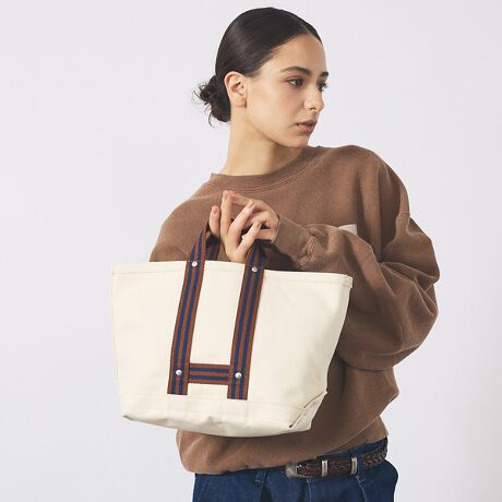 [^ԁF04510054000]WpChɂx[VbNIVY TOTE BAGMASTER&Co.1940ÑAJSobOCXs[VBۂɎgpĂfUC͑ϏvȂɁAVvłȂ@\IBʏ̃g[gobO莝肪Ẑ́A[J[YobOł邽߁Ad̂ĉ^ԂƂÔ߁BS̓SYlWȂǏdspȂ𑽂̂ĉ^łȂłB{̂̂͝LoXgpAKVKVgނƂ̂ł^t͂łBǂlۂĂǂȃR[fBl[gɂx[VbNȗDGACełBLINEe[vƃTCh̃X^bYfUC̃ANZgɂȂĂ܂BA4TCY[ł郁C[́A1ɎACe[\Big烌W[AEghAɕL􂷂ACeƂȂĂ܂ByMASTER&Co./}X^[&R[z{BCO̎sfނƓ{Zp̃hbLOAElɂWpCh𔭐MuhBuԁvƂX^CɁA̋ZpƒՂ̃GbZX𔽉fAꂼ̃}X^[̒mbݏグ_X^_[hȃCibvWJBsɗꂸAgɒlɂƂėB̂̂ɂȂ鐻i邱ƂMOɁA̍ޗƓ{̐Elɂ鍂Zpgݍ킹A ɃnCNIeB[킢[B@