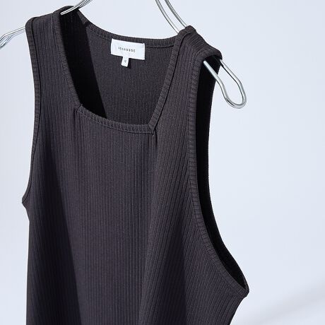 [^ԁF00506021005]C[hɕω^钼Iȋ́AAonEX̊ƂXNGAlbNBSn̂悢Xgb`Ɣ̂郊uDŁAlłp₷iȈꒅłByfށz_炩炩ȃZx[XBʊ̂eRfނŔ̗DꒅBVPbgH{AȂ₩Ȍ򊴂ii^Ă܂ByfUCz悭tBbĝXVGbgBj炵Ƃ肵񌳂oĂXNGAlbÑ^NgbvB򊴂oȂNAȕ\ʊɎdグAYڃX^Cɍ킹₷ꒅłByR[fBl[gzC[hX^Cɂ͌ȂACeBlXȃV[/X^CɎgĂꒅłBgh̃VA[ñgbvXVc̃Ci[Ƃđ劈Bfނ̃m[X[uTVc(iԁF00506021006)܂