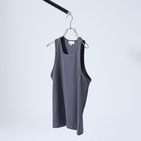 [^ԁF00506021005]C[hɕω^钼Iȋ́AAonEX̊ƂXNGAlbNBSn̂悢Xgb`Ɣ̂郊uDŁAlłp₷iȈꒅłByfށz_炩炩ȃZx[XBʊ̂eRfނŔ̗DꒅBVPbgH{AȂ₩Ȍ򊴂ii^Ă܂ByfUCz悭tBbĝXVGbgBj炵Ƃ肵񌳂oĂXNGAlbÑ^NgbvB򊴂oȂNAȕ\ʊɎdグAYڃX^Cɍ킹₷ꒅłByR[fBl[gzC[hX^Cɂ͌ȂACeBlXȃV[/X^CɎgĂꒅłBgh̃VA[ñgbvXVc̃Ci[Ƃđ劈Bfނ̃m[X[uTVc(iԁF00506021006)܂